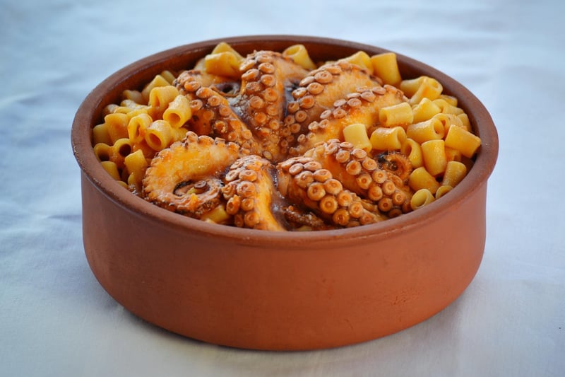 Plats grecs méditerranéens savoureux : 12 recettes qui font voyager